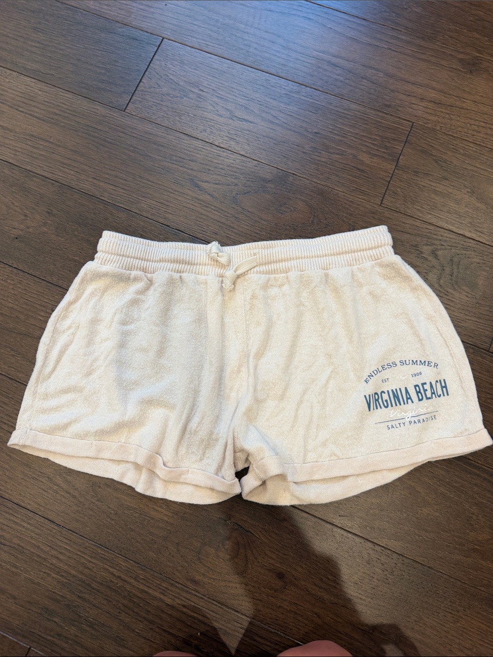Ocean Drive Cream Terry Virginia Beach Women's Lounge Shorts Medium - C72-041